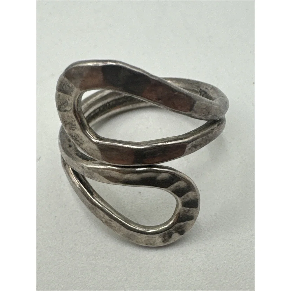 VINTAGE 925 Hammered STERLING SILVER CUT OUT DESIGN WRAP AROUND RING SIZE 6.75